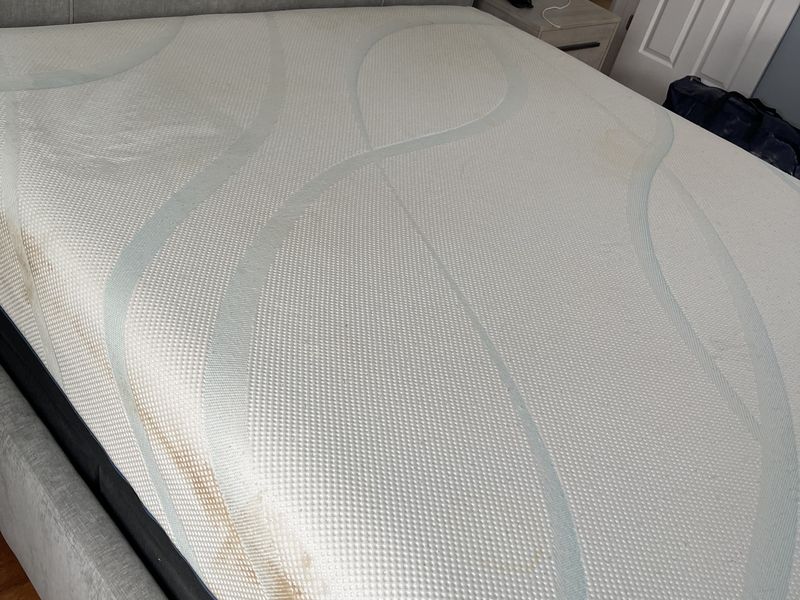 Mattress before professional cleaning by Dr. Carpet18